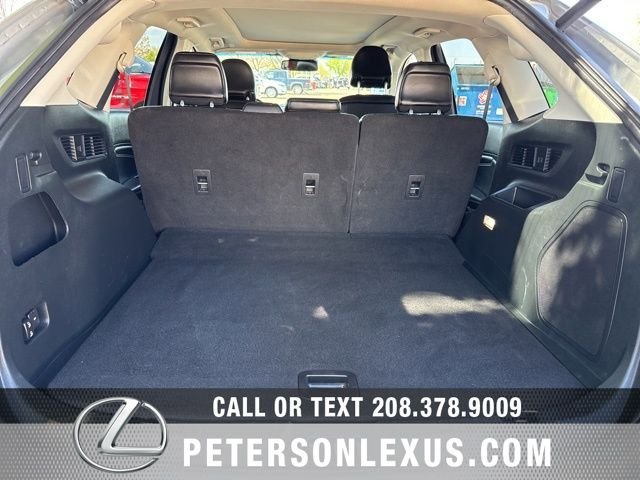 Used 2019 Ford Edge Titanium w/ Equipment Group 301A AWD/4WD image 21