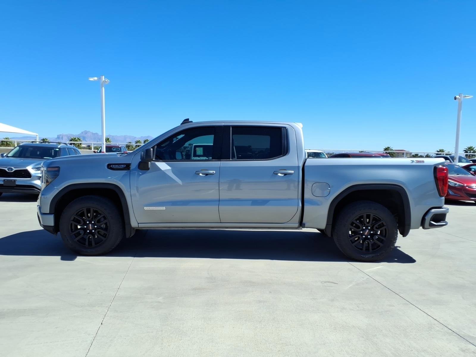 Used 2023 GMC Sierra 1500 Elevation w/ X31 Off-Road Package image 8