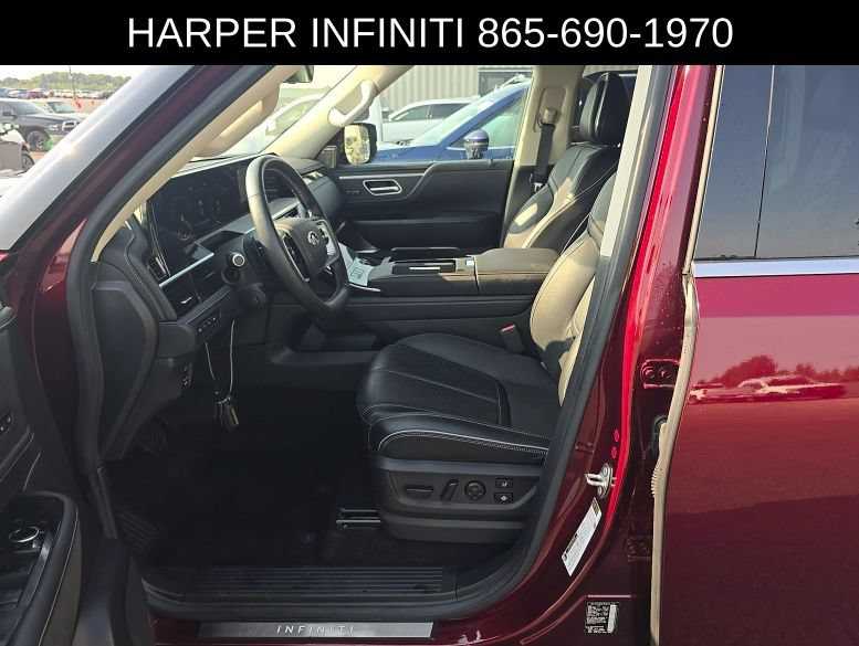 Used 2025 INFINITI QX80 Sensory AWD/4WD image 5