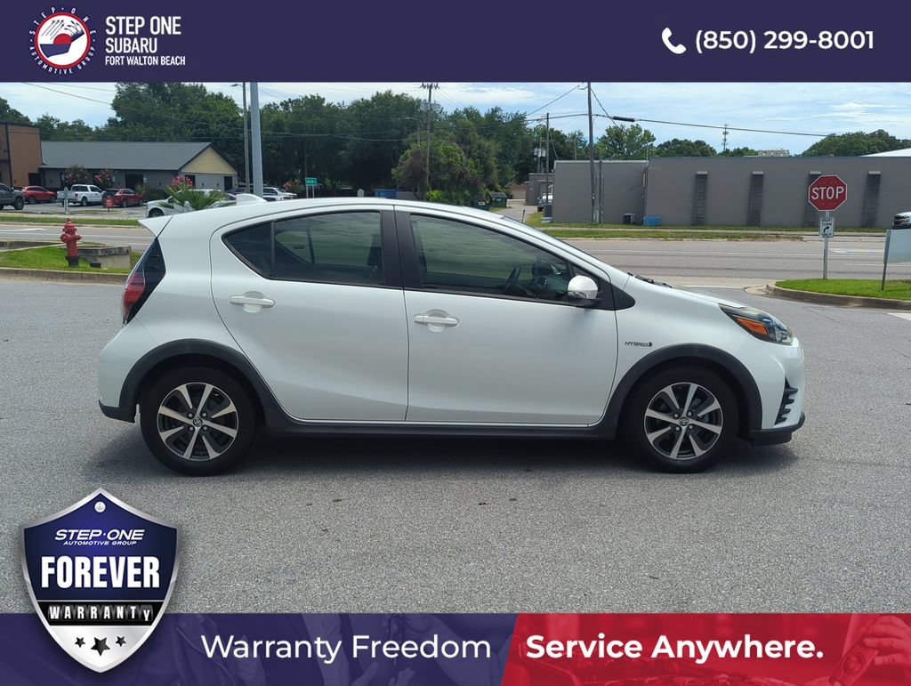 Used 2018 Toyota Prius C FWD image 8