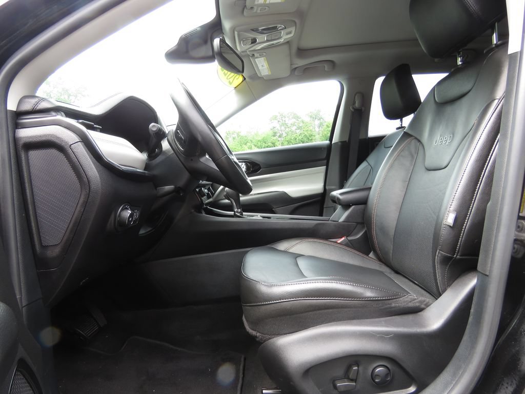 Used 2022 Jeep Compass Limited w/ Sun and Sound Group AWD/4WD image 10