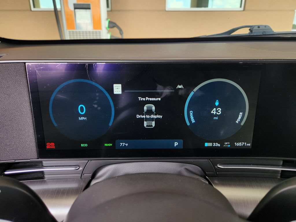 Used 2024 Hyundai Kona SE FWD image 17