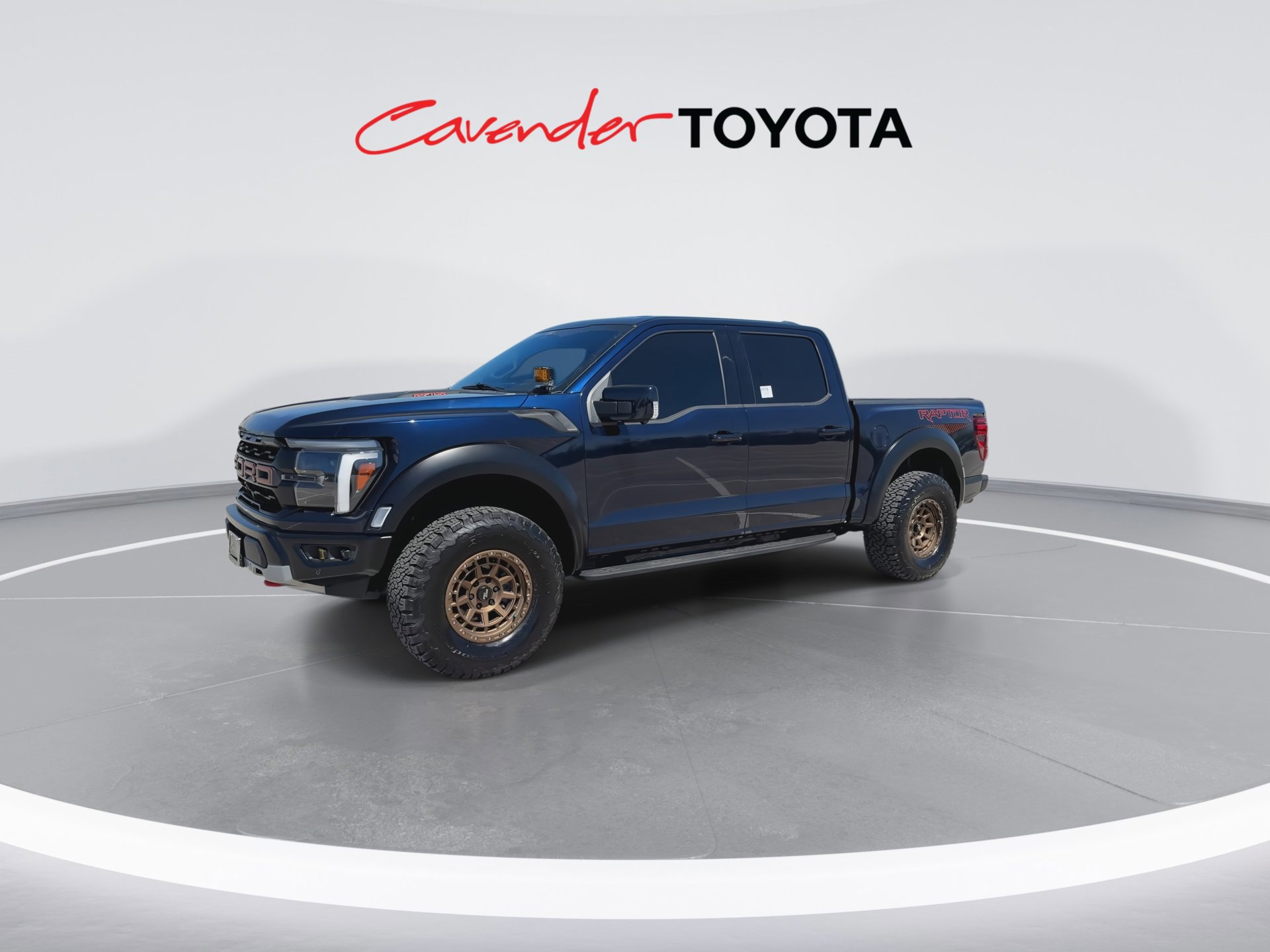 Used 2025 Ford F150 Raptor AWD/4WD image 4
