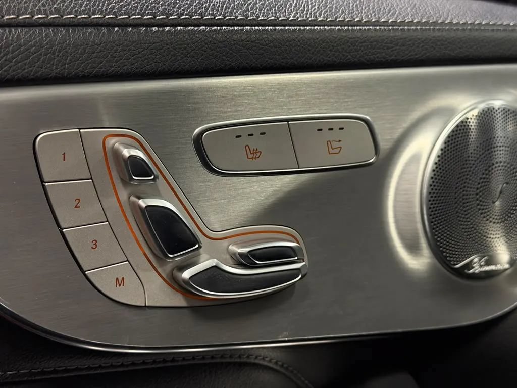 Used 2019 Mercedes-Benz C 63 AMG Cabriolet image 28