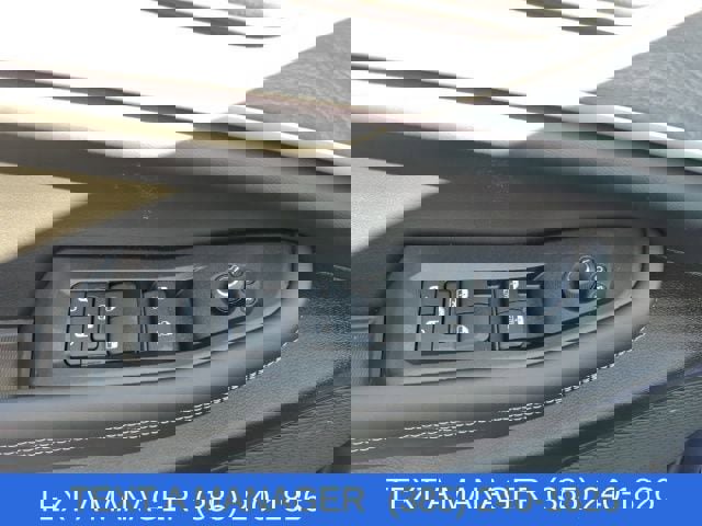 New 2026 Jeep Grand Cherokee Laredo image 16