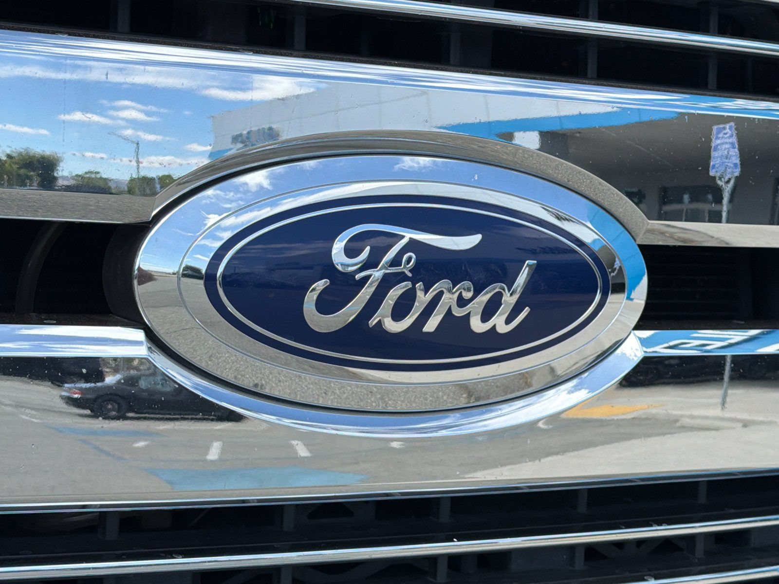 Used 2019 Ford F250 Lariat w/ Lariat Value Package AWD/4WD image 35