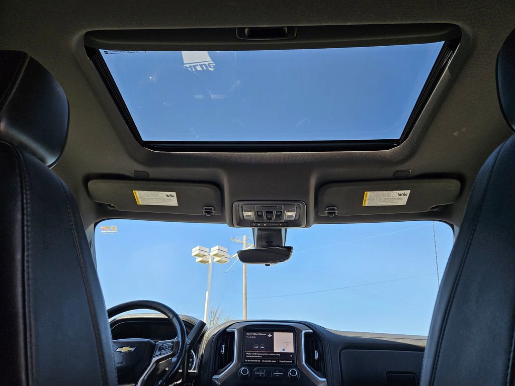 Used 2019 Chevrolet Silverado 1500 High Country w/ Technology Package AWD/4WD image 38