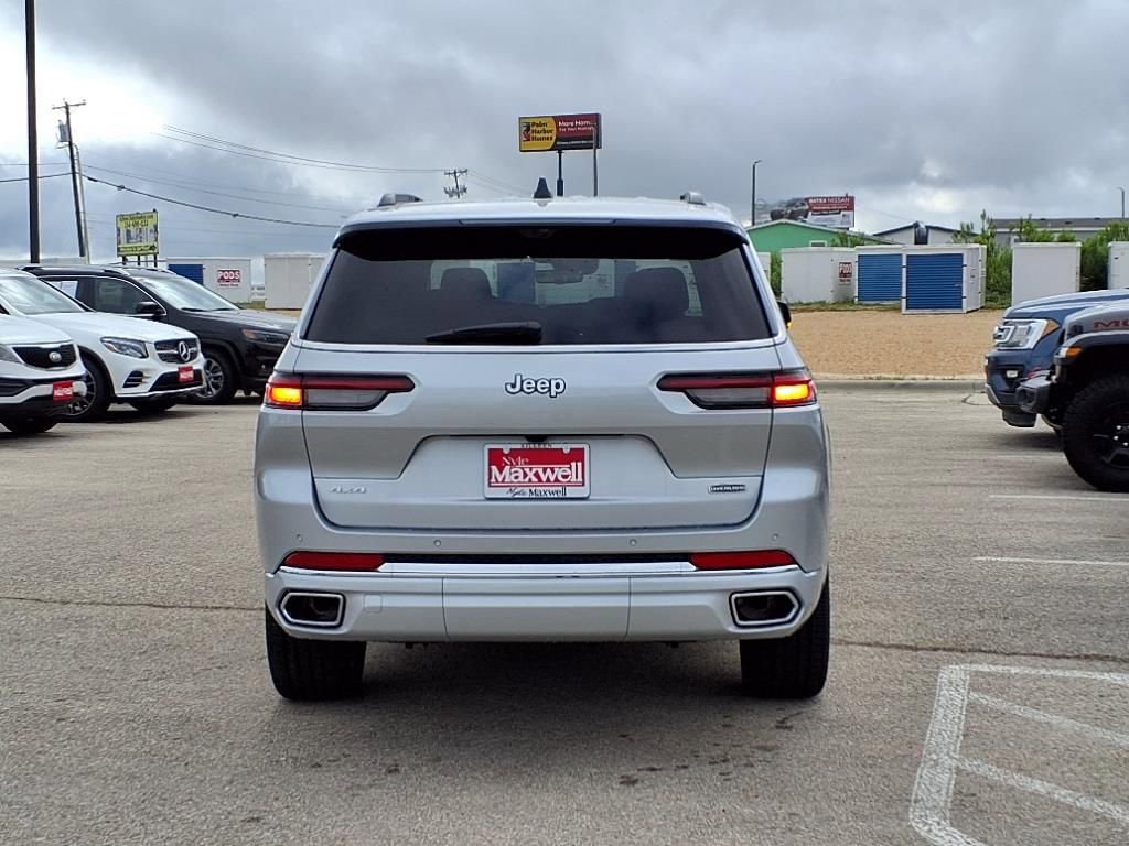 New 2025 Jeep Grand Cherokee L Overland w/ Luxury Tech Group IV image 5
