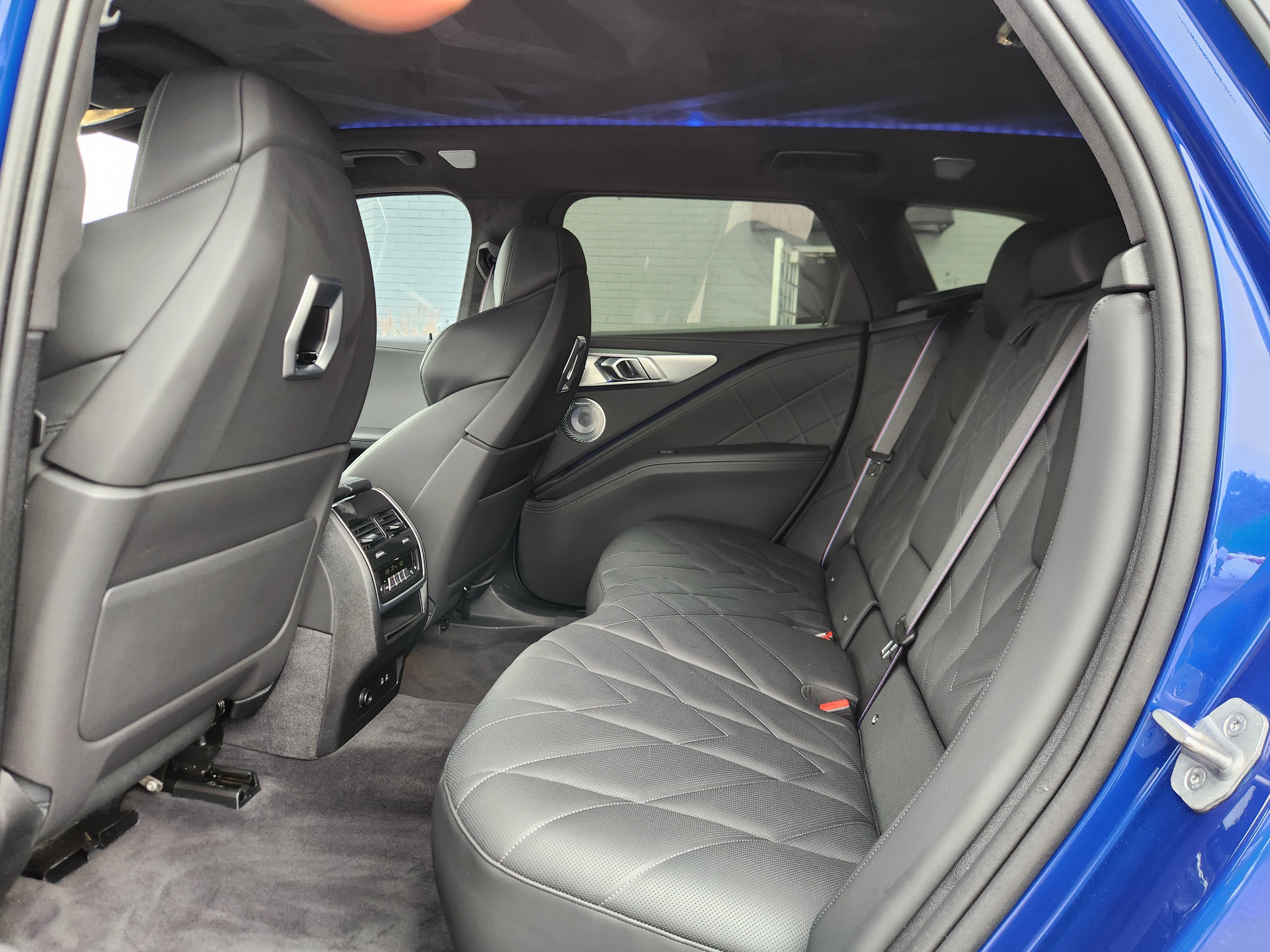 Used 2024 BMW XM AWD/4WD image 30