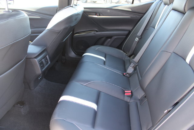Used 2026 Toyota Camry SE w/ Multimedia Upgrade Package FWD image 36