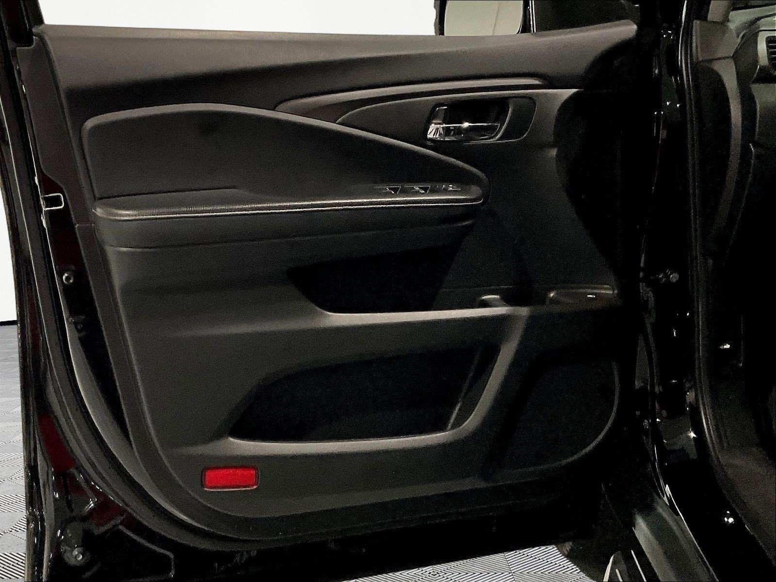 Used 2021 Honda Ridgeline Sport image 21