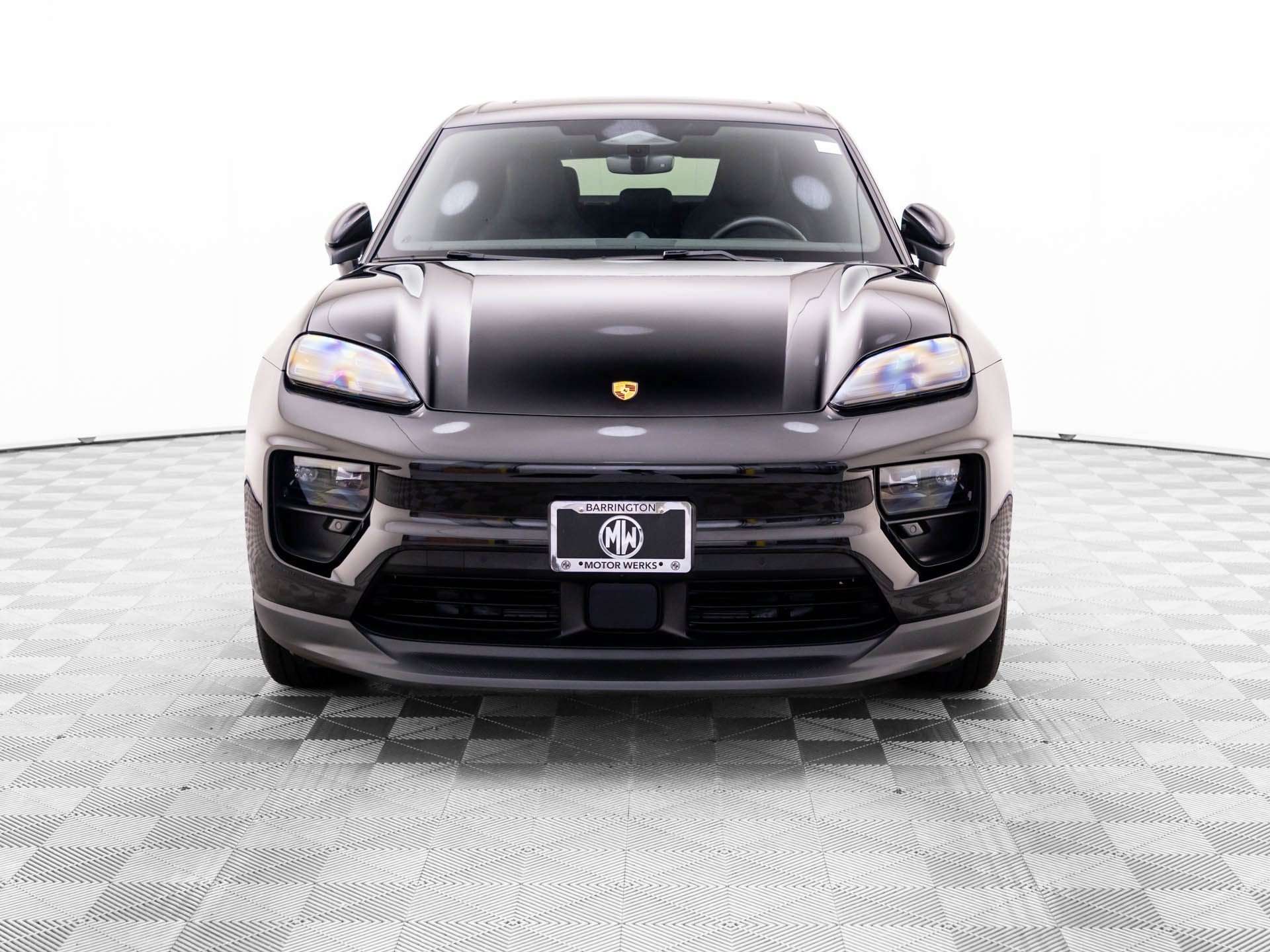 Certified 2026 Porsche Macan 4 Electric AWD/4WD image 9