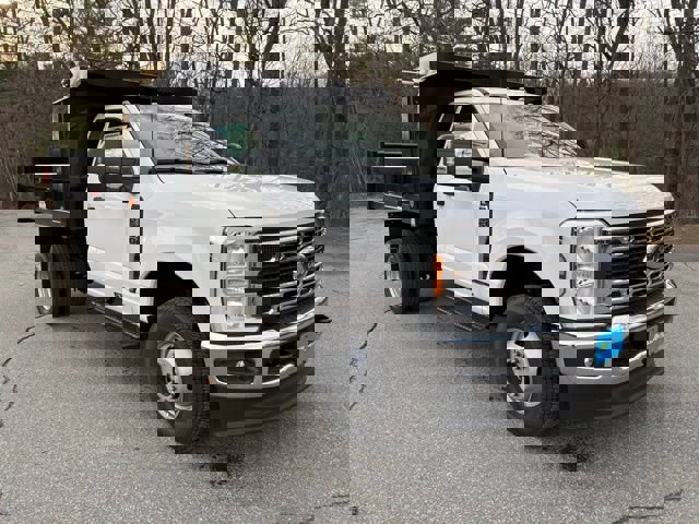 New 2026 Ford F350 XL w/ XL Chrome Package AWD/4WD image 17