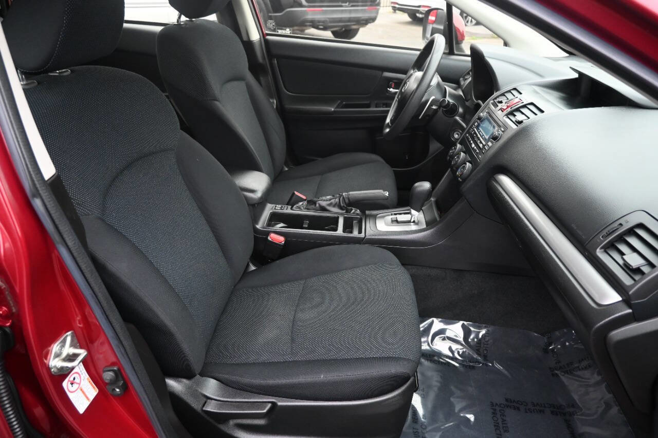 Used 2013 Subaru Impreza 2.0i Premium w/ All-Weather Pkg AWD/4WD image 12
