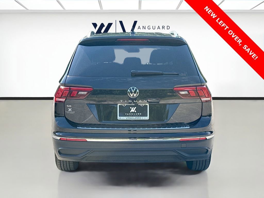 Used 2024 Volkswagen Tiguan SE image 6