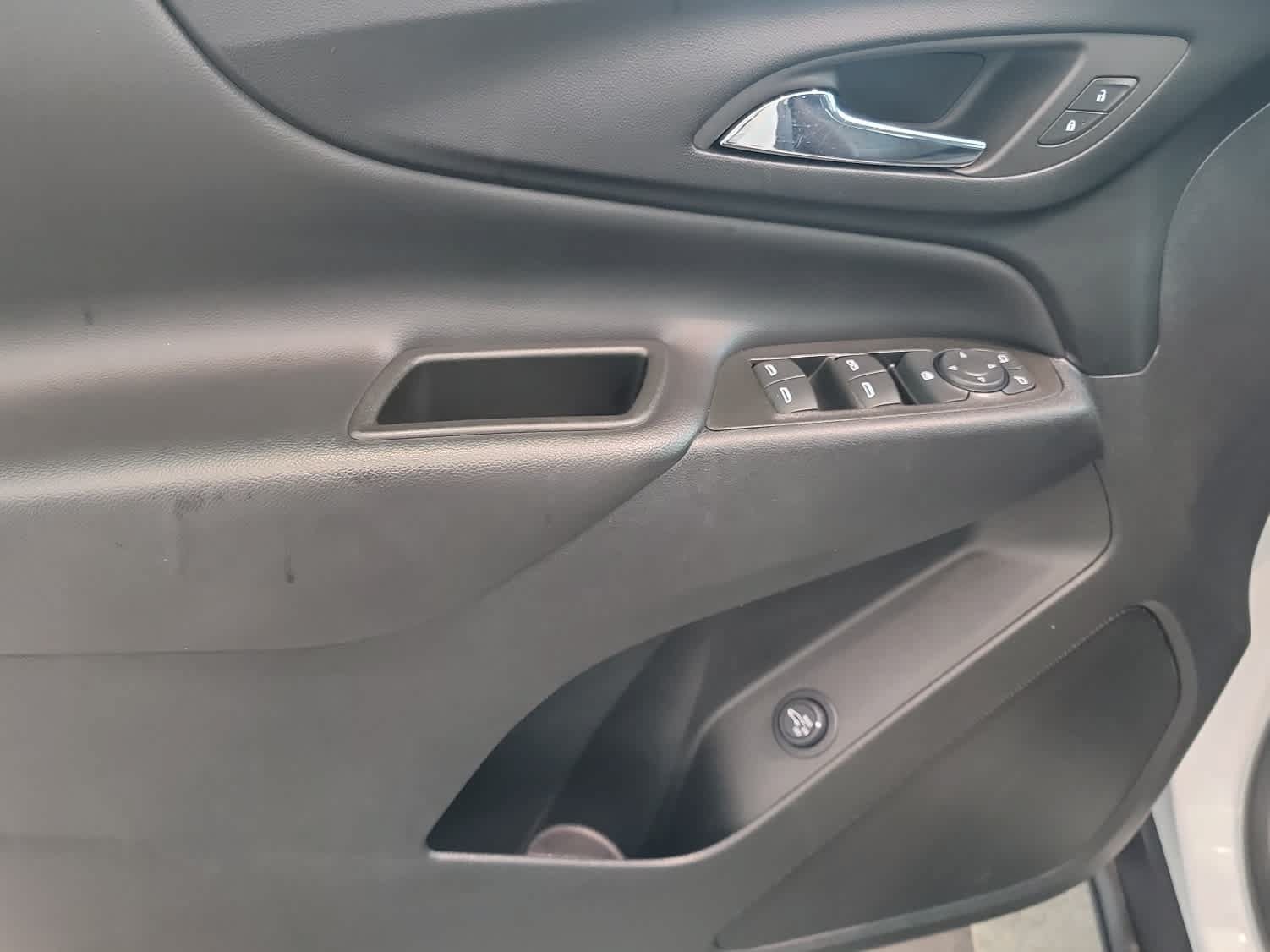 Used 2022 Chevrolet Equinox LT AWD/4WD image 7