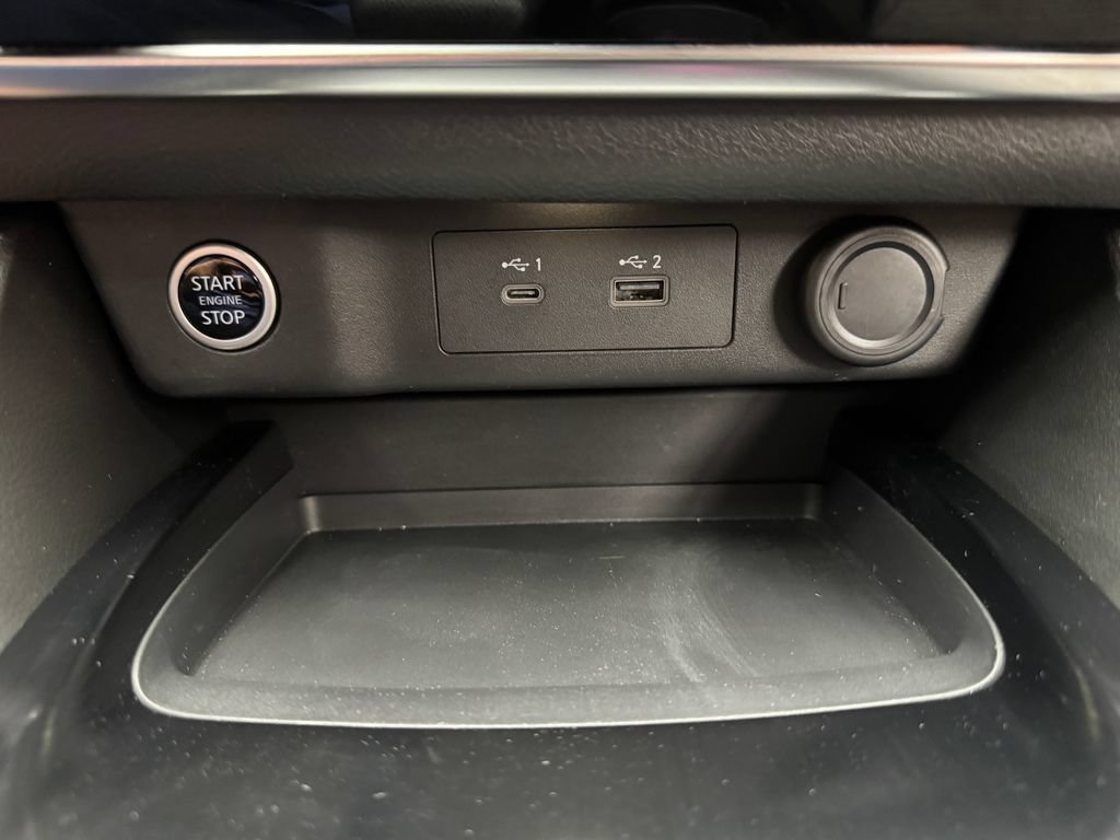 Used 2021 Nissan Rogue S AWD/4WD image 18