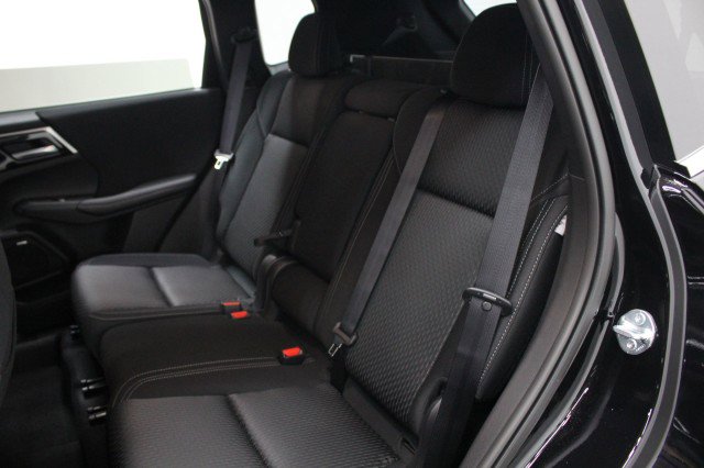 New 2026 Mitsubishi Outlander ES FWD image 25