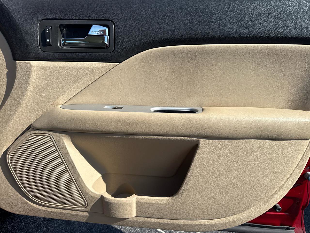 Used 2010 Mercury Milan Premier image 13