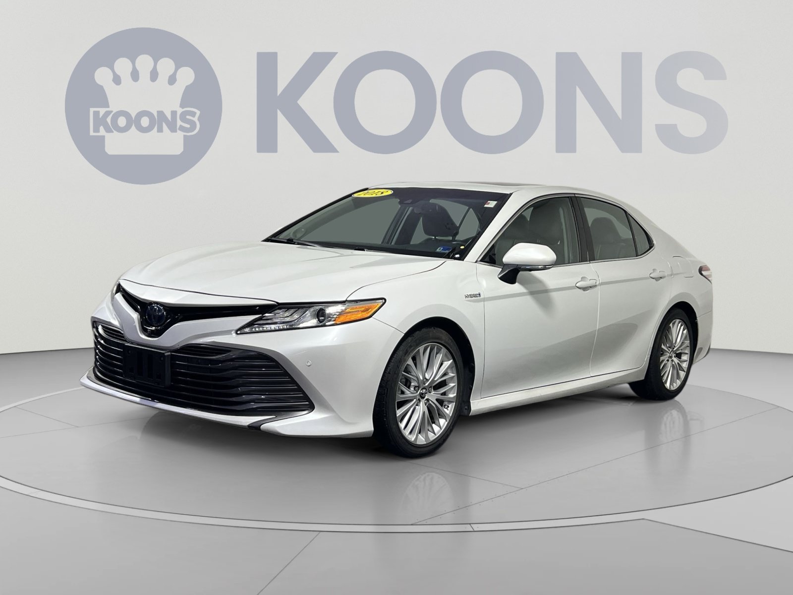 Used 2018 Toyota Camry XLE w/ Audio Package FWD image 1