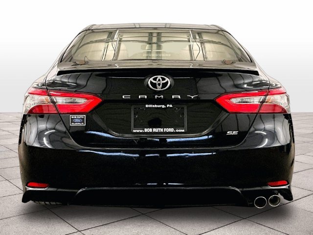 Used 2018 Toyota Camry SE FWD image 4