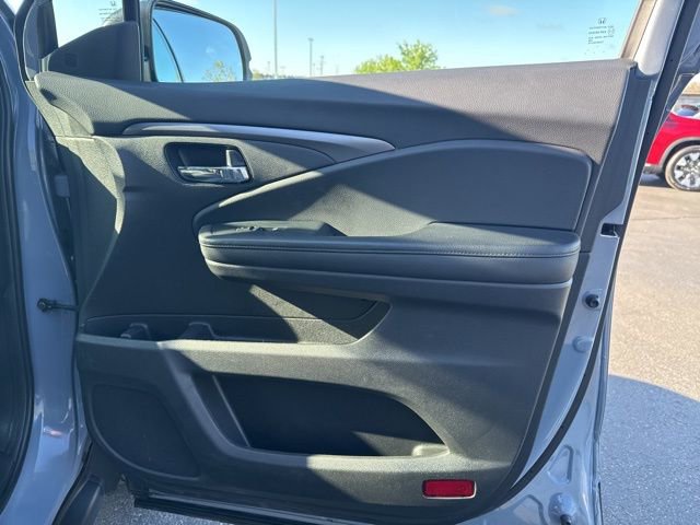 Used 2022 Honda Pilot Sport image 39
