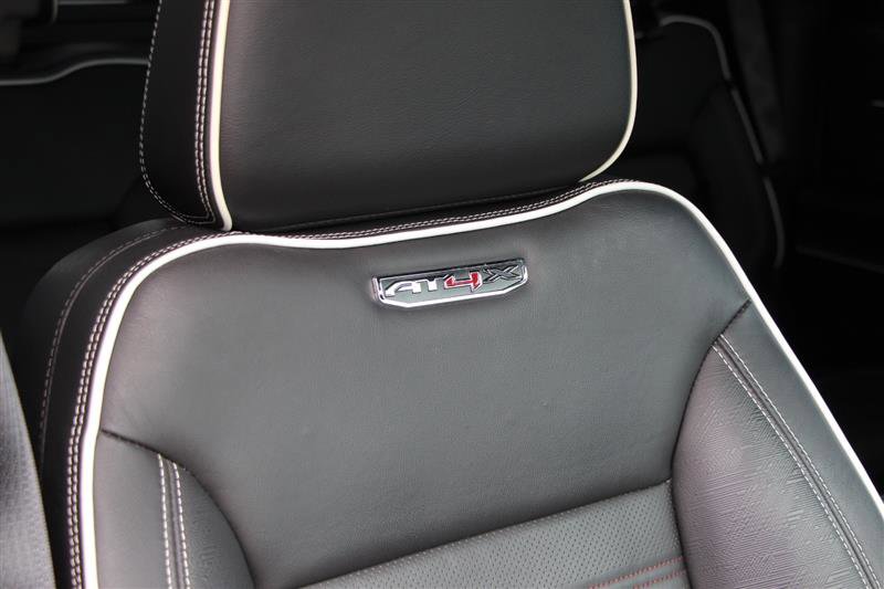 Used 2022 GMC Sierra 1500 AT4X image 11