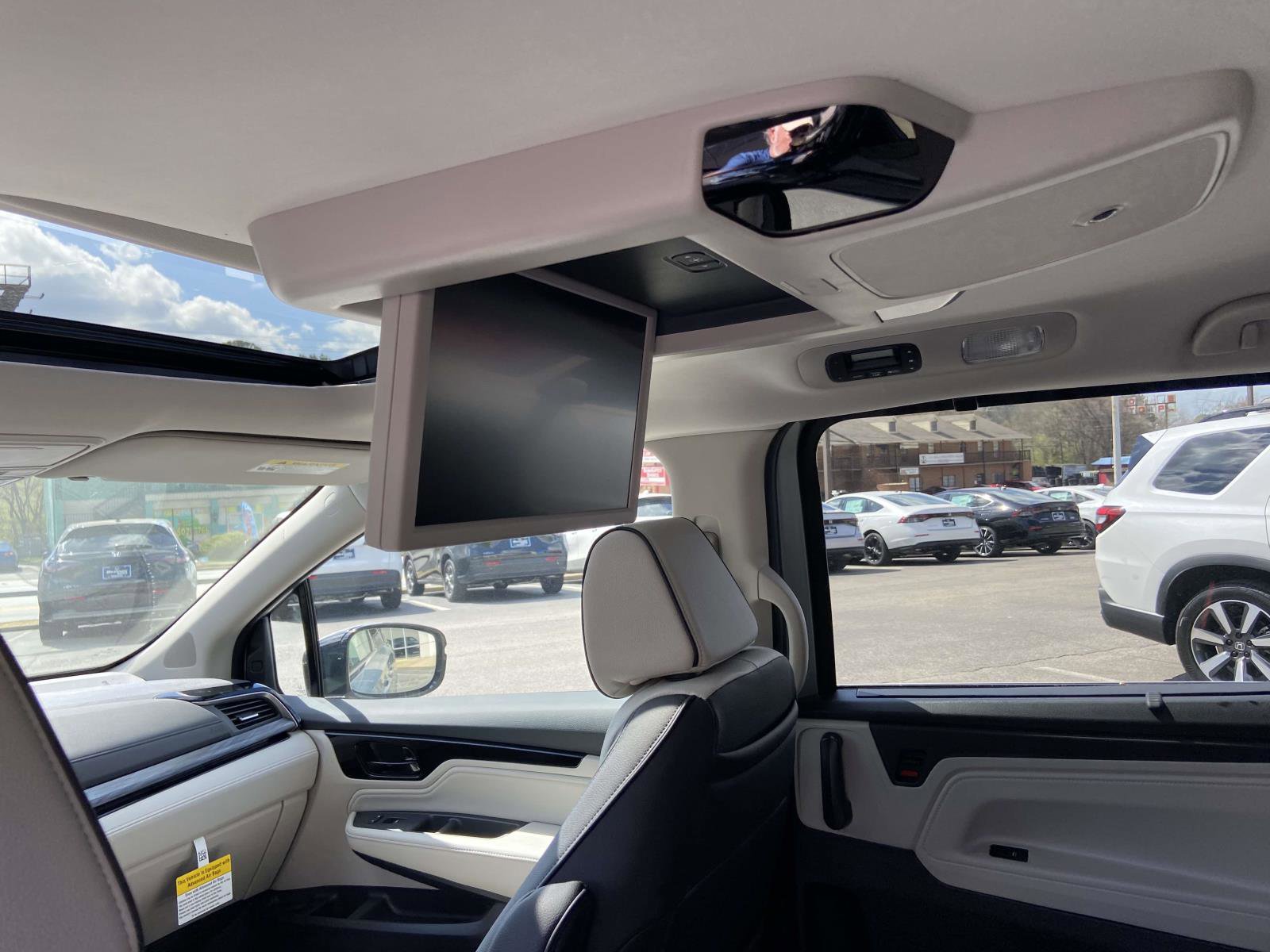 New 2026 Honda Odyssey Elite image 6