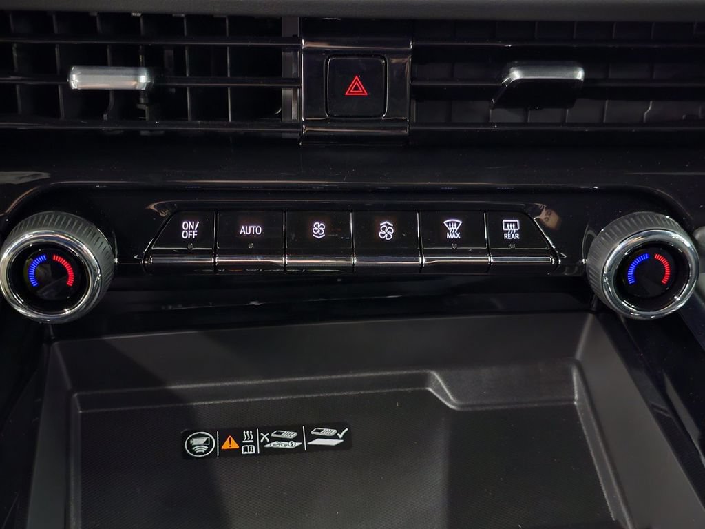 New 2026 Chevrolet Tahoe High Country AWD/4WD image 21