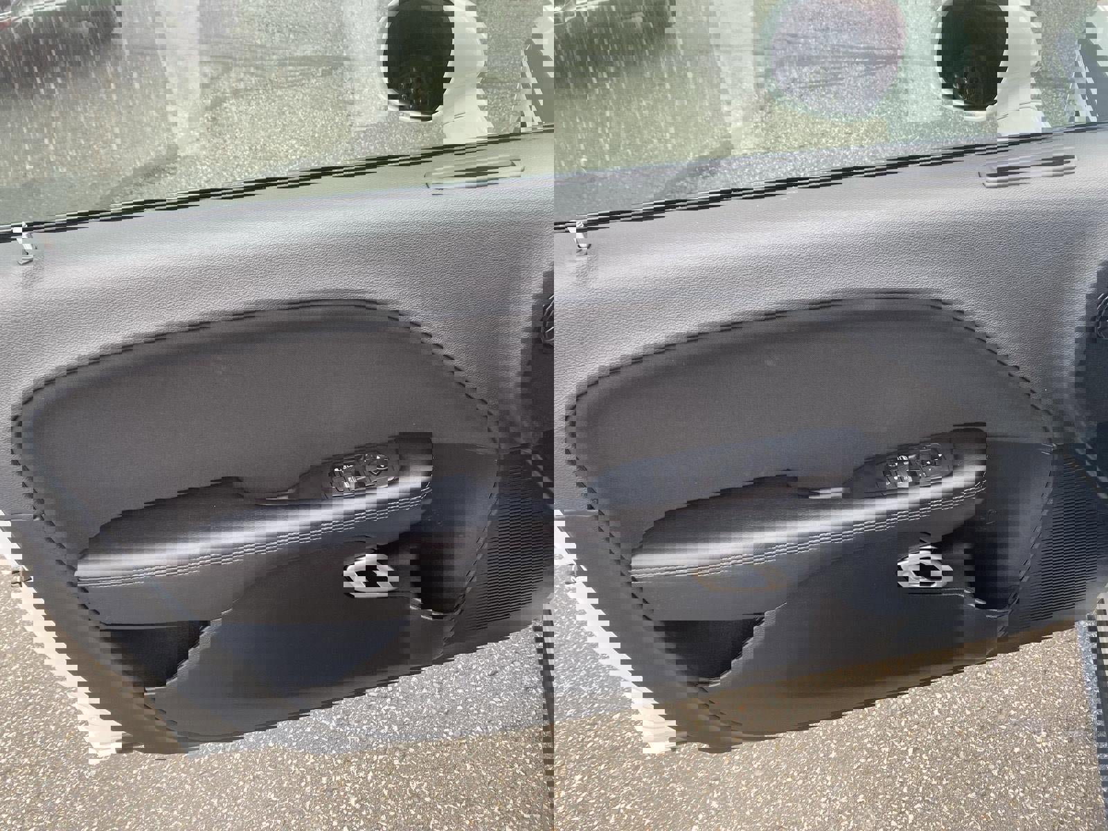 Used 2021 Dodge Challenger SXT image 21