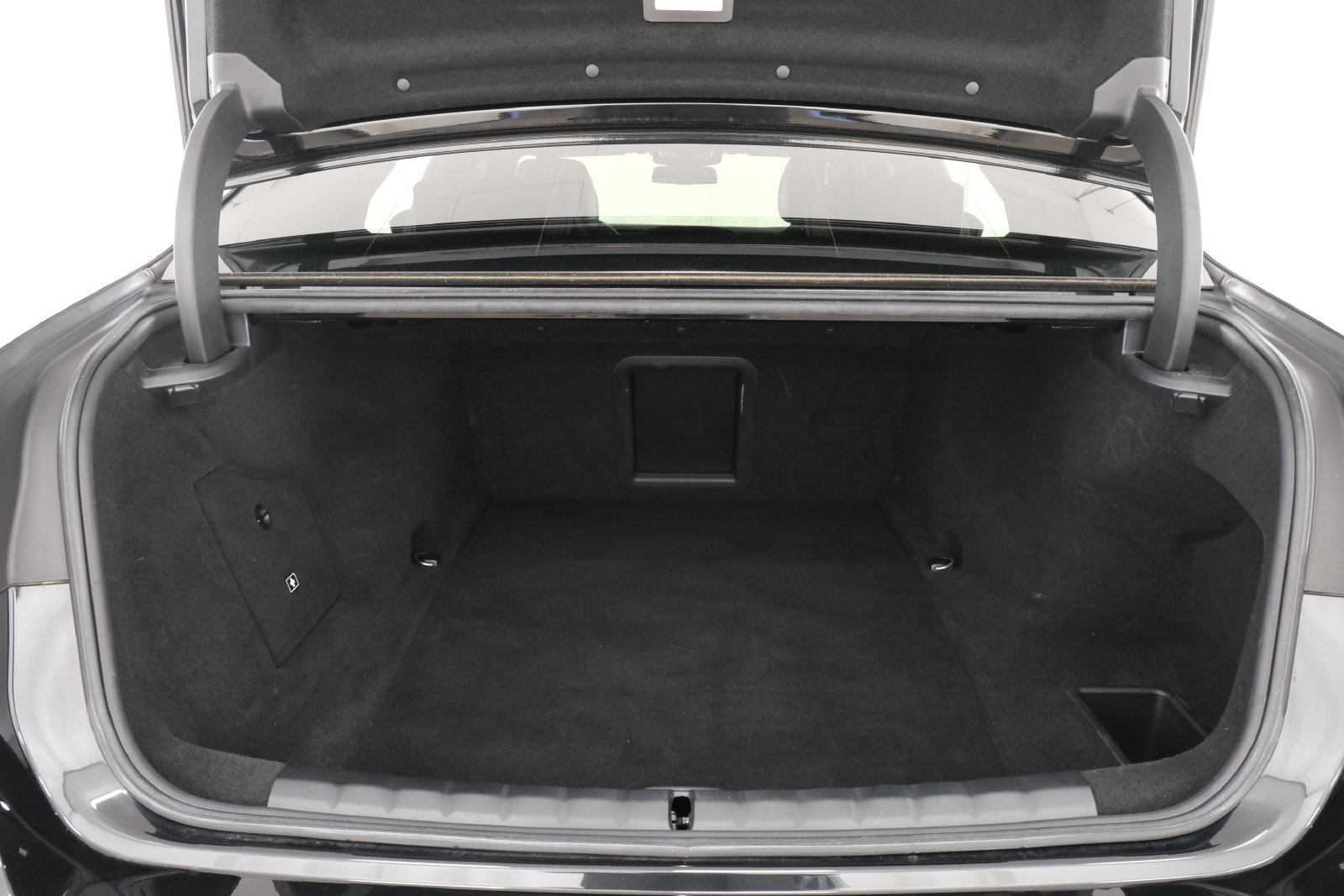 Used 2023 BMW i7 xDrive60 AWD/4WD image 40