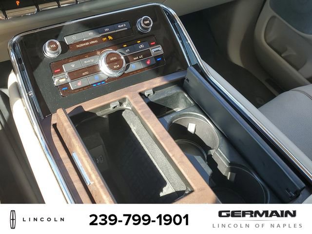 Used 2020 Lincoln Navigator Reserve w/ Luxury Package image 33