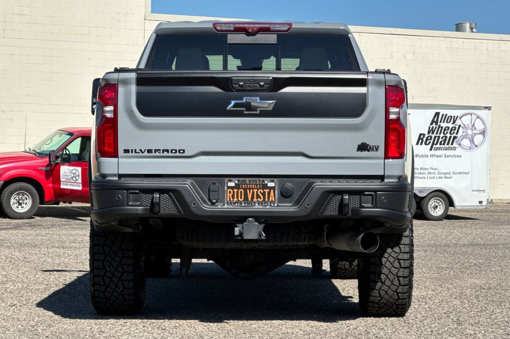 Certified 2024 Chevrolet Silverado 2500 ZR2 w/ ZR2 Bison Edition AWD/4WD image 5