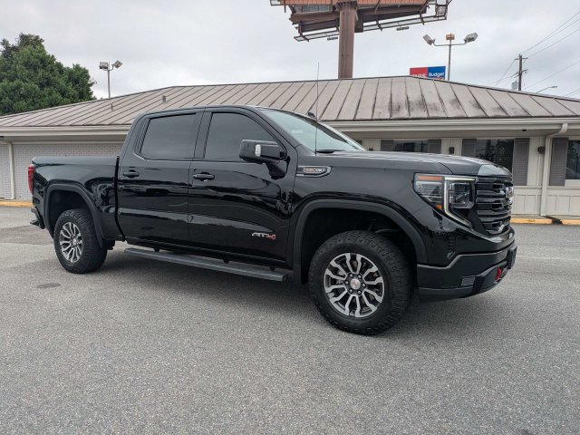 Used 2022 GMC Sierra 1500 AT4 AWD/4WD image 2