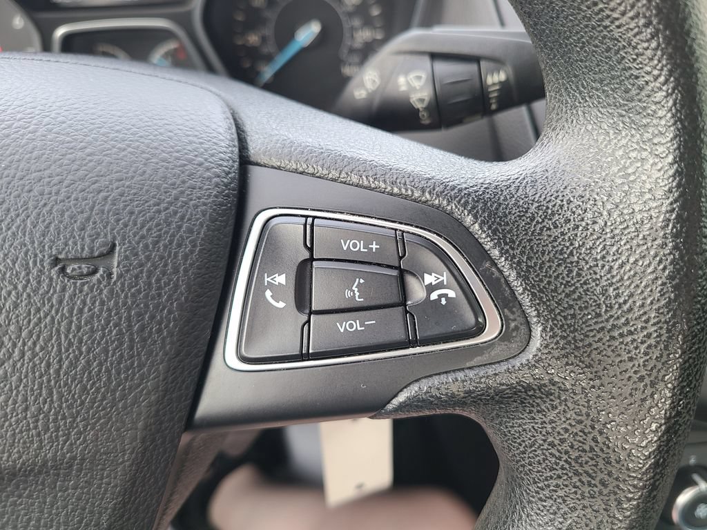 Used 2017 Ford Focus SE FWD image 27