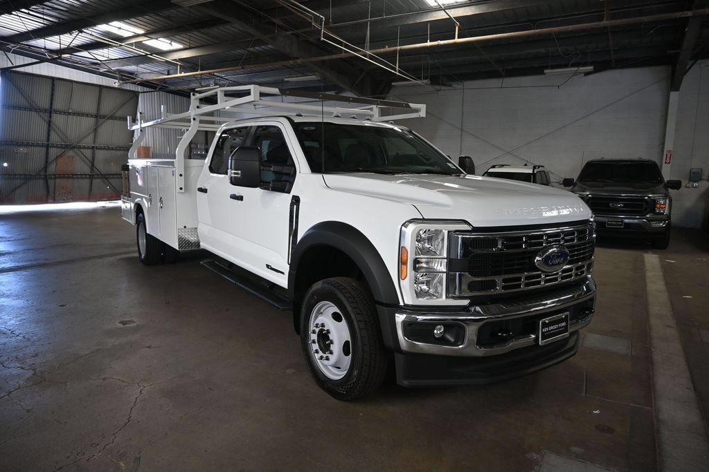 New 2026 Ford F450 XL w/ XL Chrome Package RWD image 19