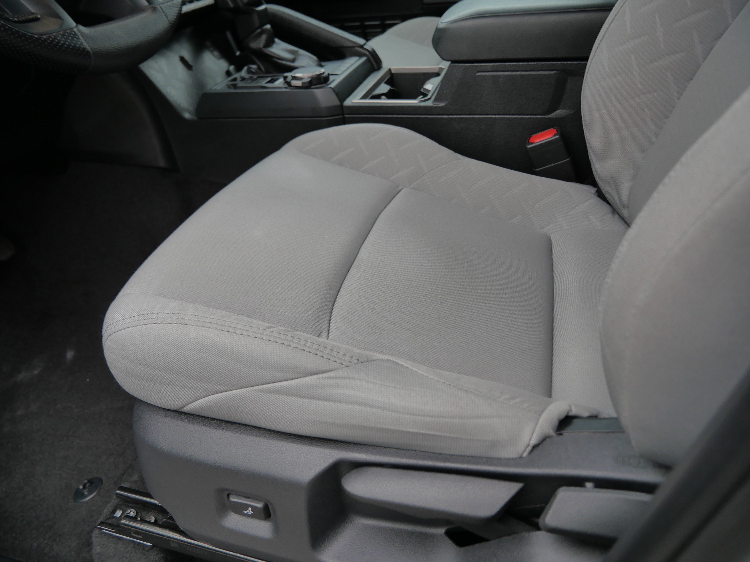 Certified 2024 Toyota Tacoma SR5 image 21