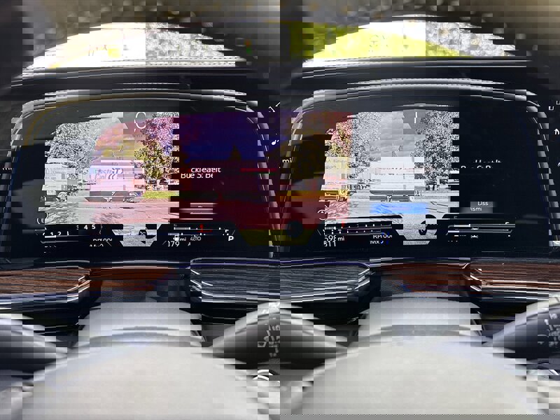 Used 2021 Cadillac Escalade Premium Luxury w/ LPO, Illumination Package image 47