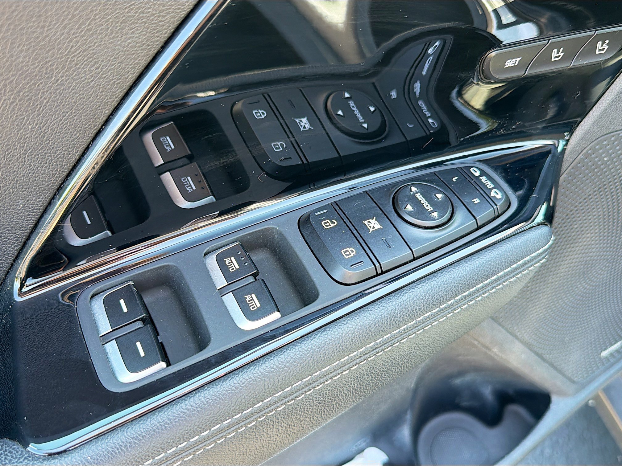 Used 2018 Kia Niro FWD image 7