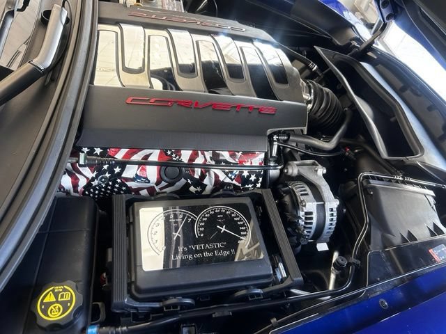 Used 2017 Chevrolet Corvette Stingray Coupe w/ 1LT RWD image 13