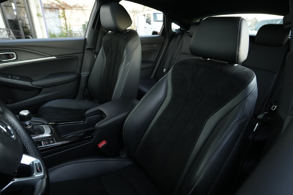 Used 2023 Acura Integra A-Spec w/ Technology Package FWD image 23