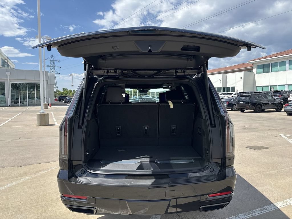 New 2026 Cadillac Escalade Platinum Sport AWD/4WD image 29