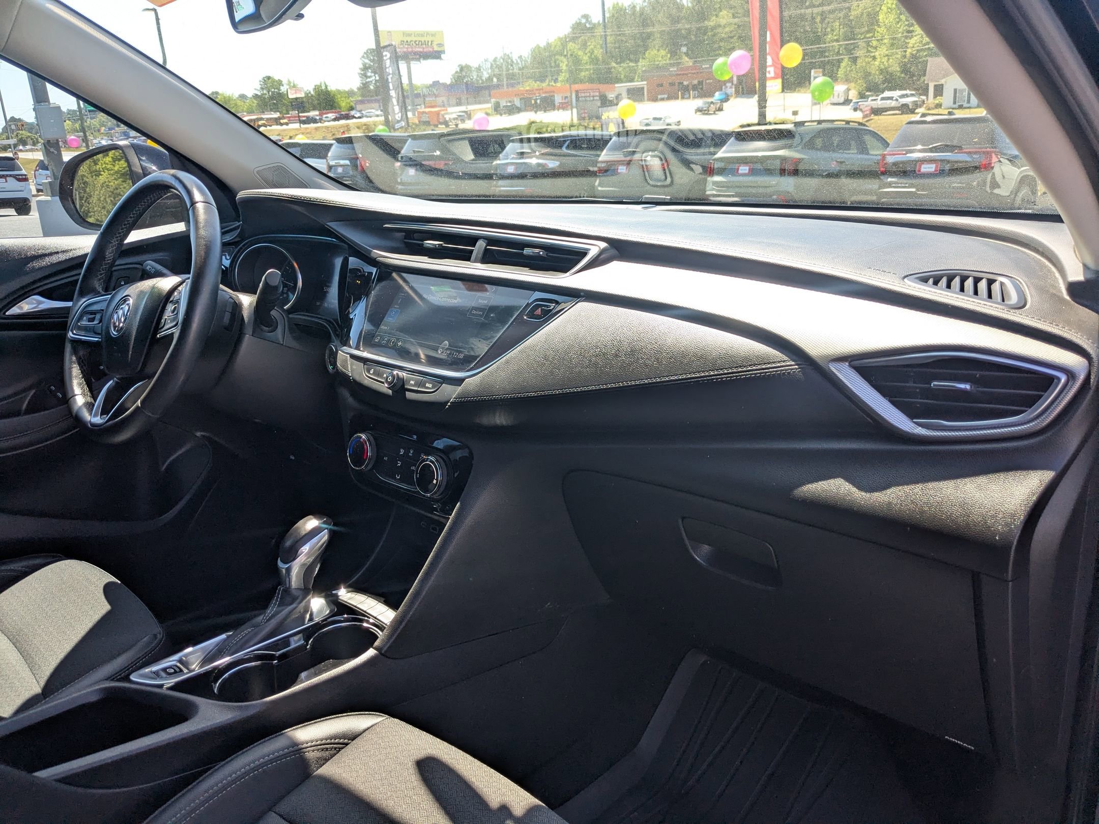 Used 2021 Buick Encore GX Preferred w/ Sport Touring Package FWD image 27