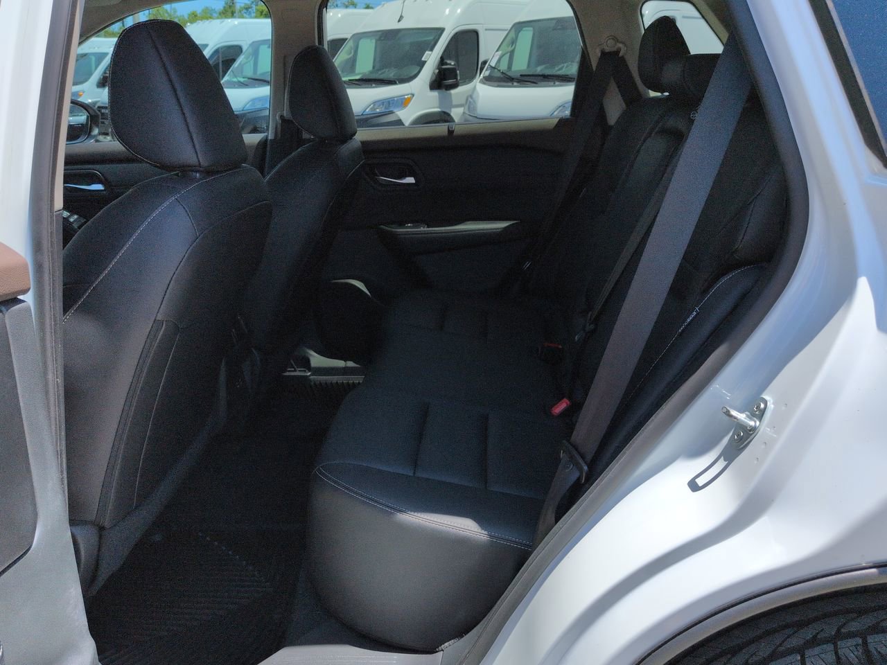 Used 2023 Nissan Rogue SL w/ SL Premium Package FWD image 14