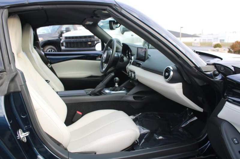 Used 2021 MAZDA MX-5 Miata RF Grand Touring image 9
