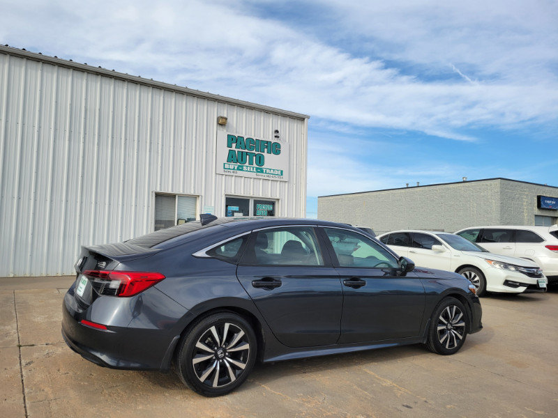 Used 2023 Honda Civic EX image 7
