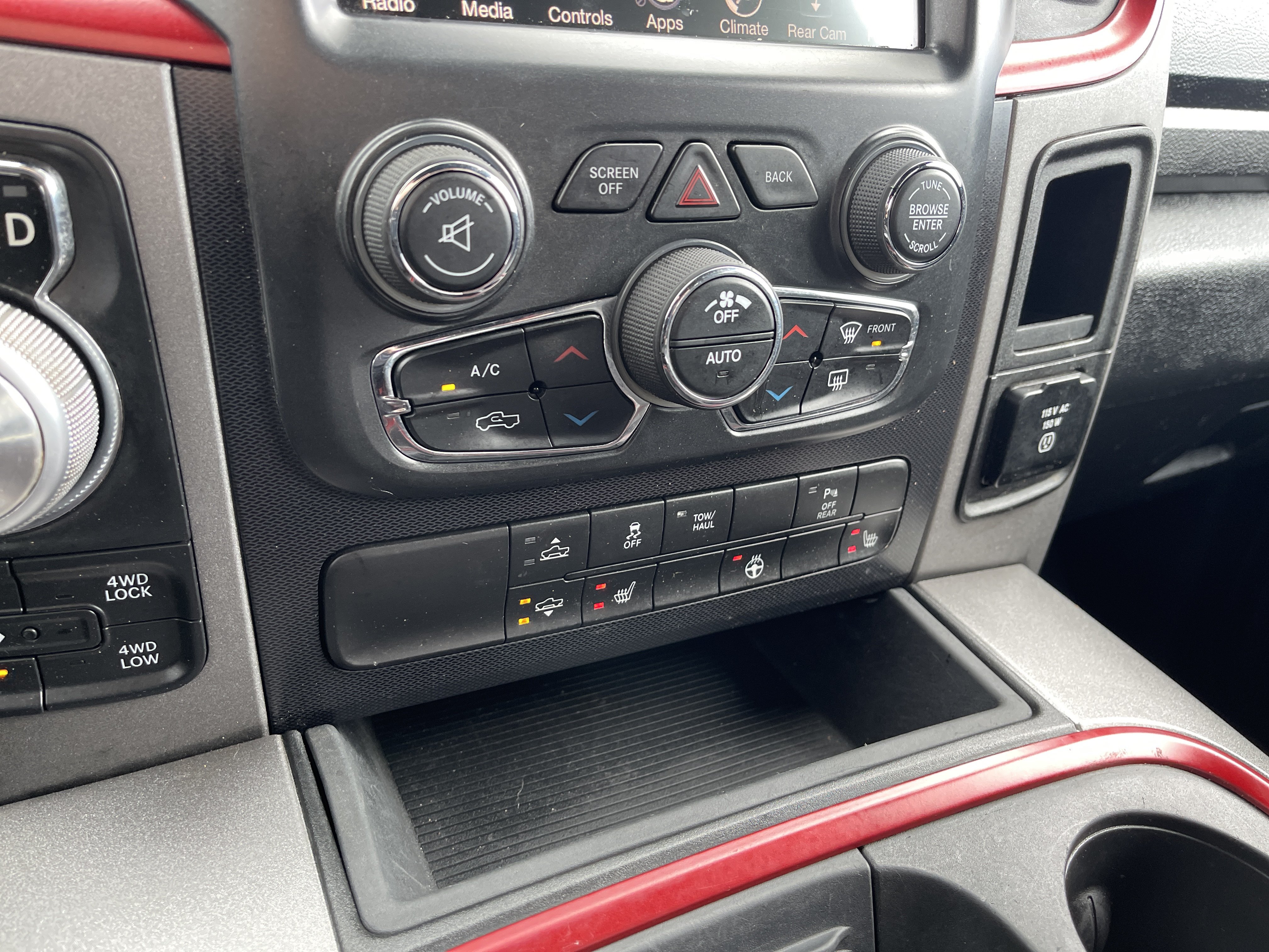 Used 2016 RAM 1500 Rebel AWD/4WD image 19