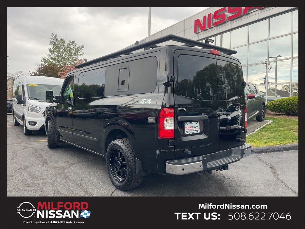 Used 2021 Nissan NV 3500 SL RWD image 3