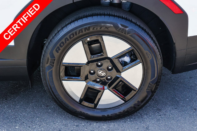Certified 2025 Hyundai Santa Fe SEL FWD image 8