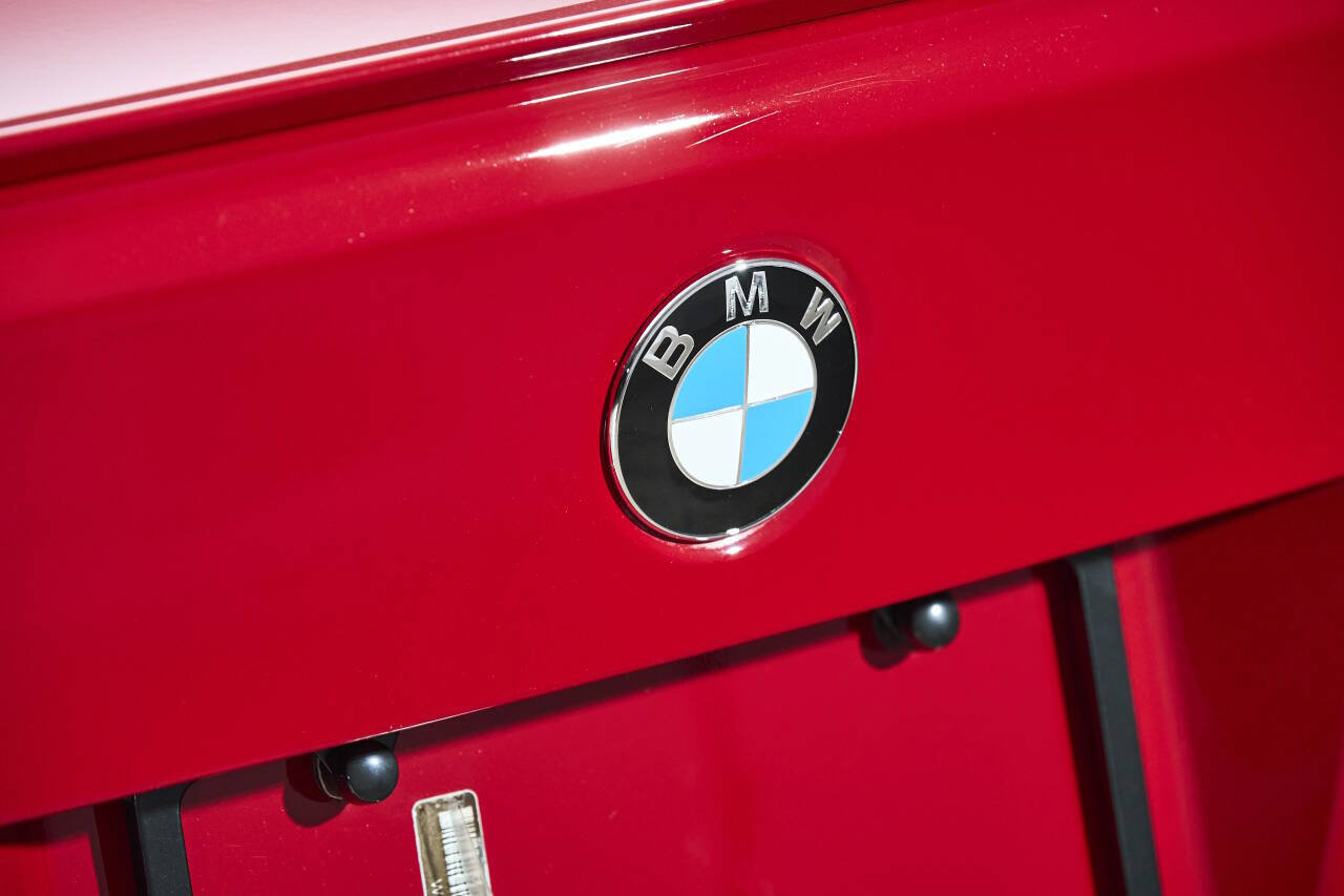 Used 2001 BMW M5 RWD image 42